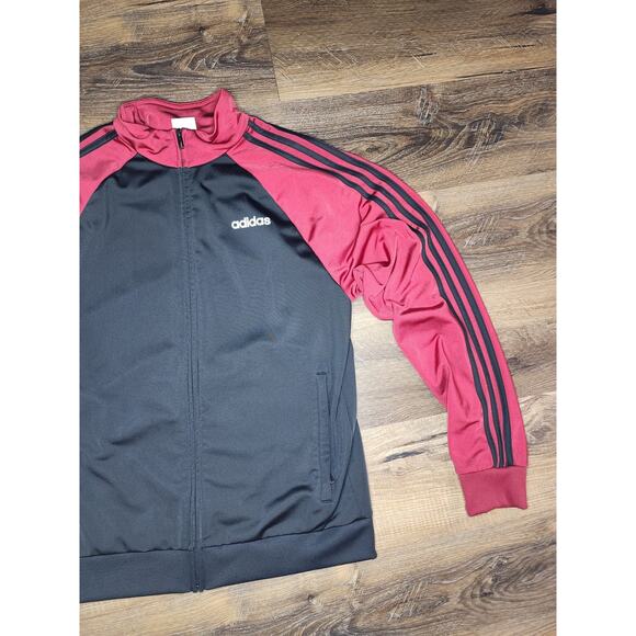 Adidas Track Jacket Medium Black/Red Three Stripe Full Zip AV1008 Clima - Picture 3 of 12